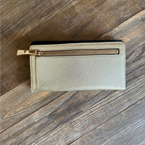 Kate Spade Gold Bi Fold Wallet - Picture 9 of 12